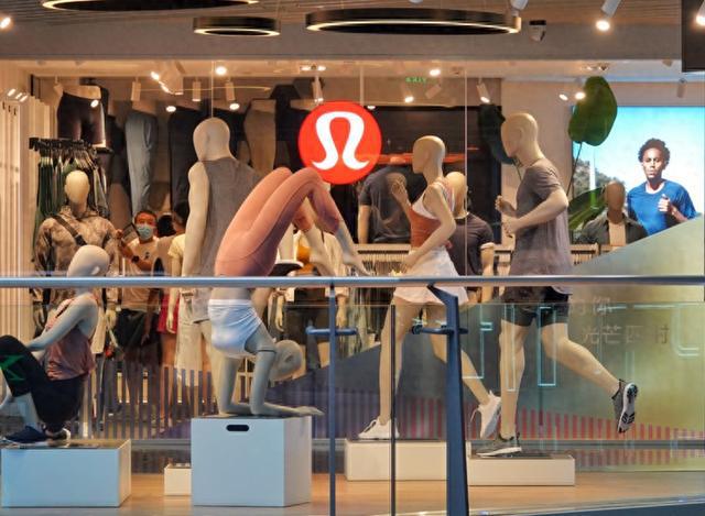 澳门威斯尼斯买瑜伽裤别老盯着lululemon！这4个宝藏小众品牌不坑中国人(图1)